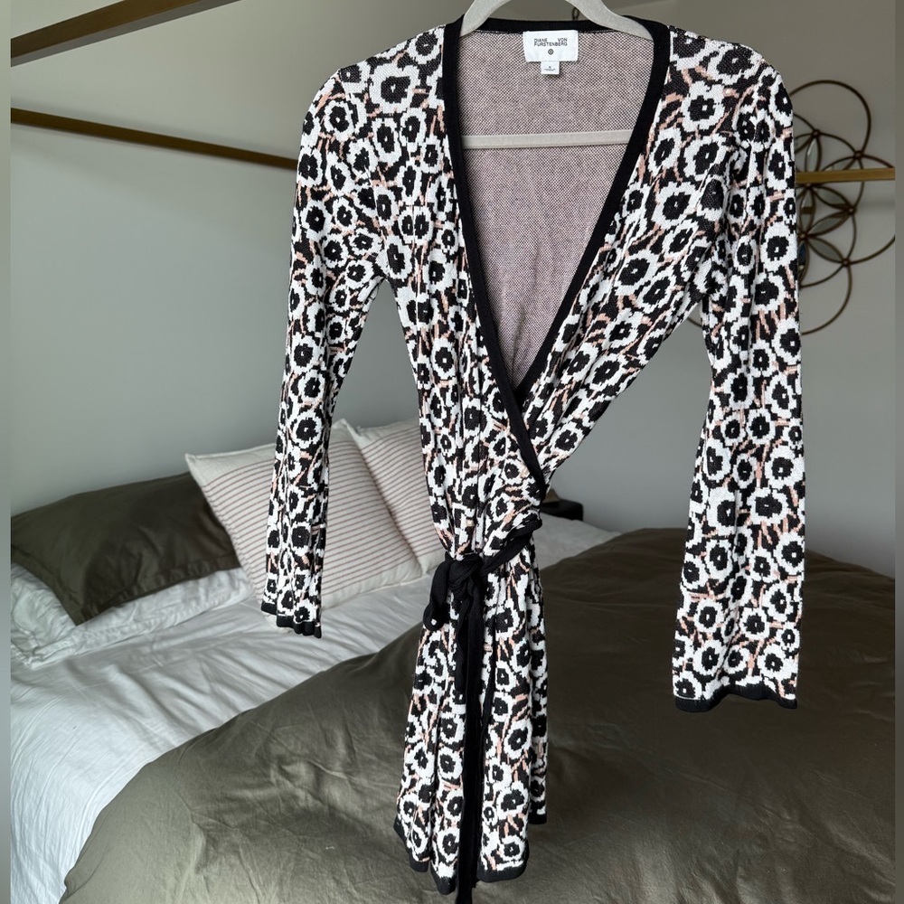 Diane von Furstenberg for Target Wrap Tunic Dress Size S Disco Iconic Print 💫